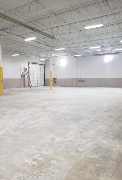 More Photos Of 55 Bradwick Dr, Concord Manufacturing For Lease