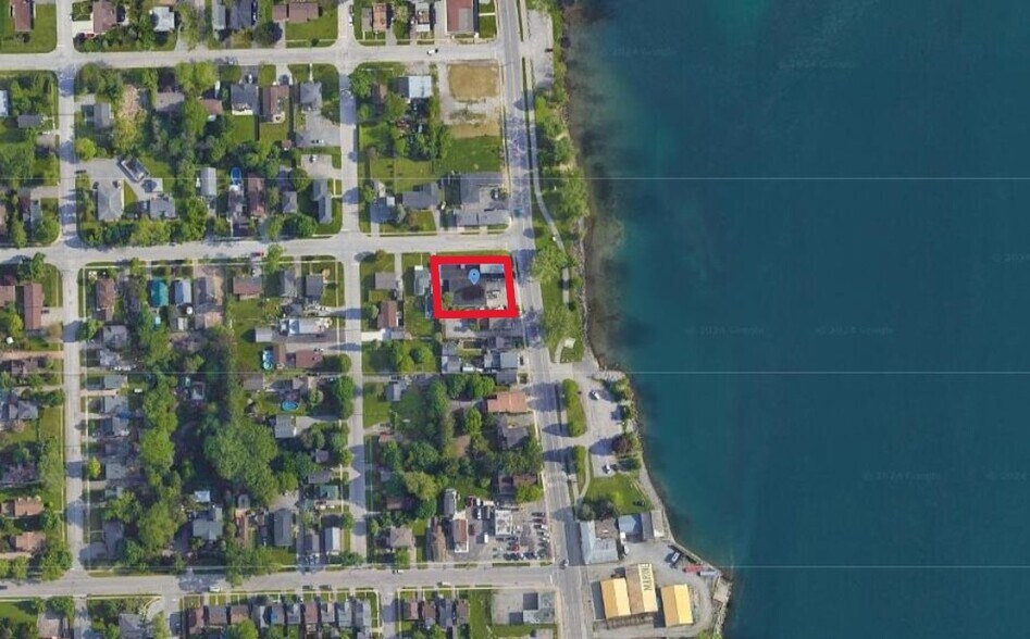 More Photos Of 203 Niagara Blvd, Fort Erie Storefront Retail Residential For Sale