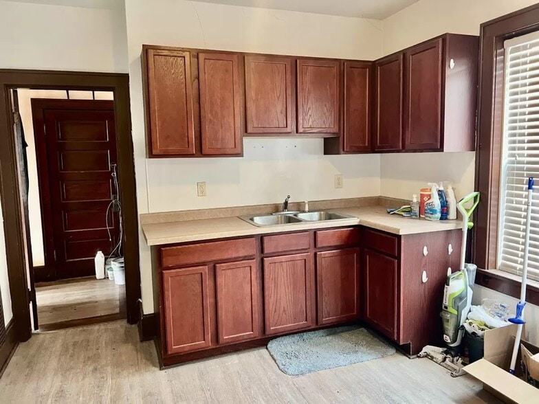 More Photos Of 107 N Main St, Rosholt Bar For Sale