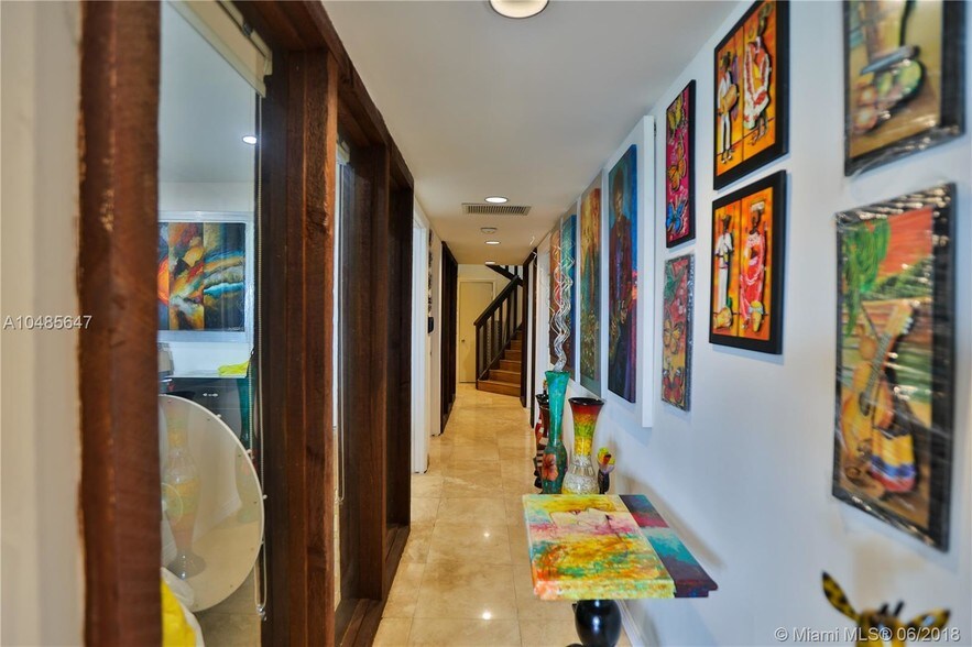 More Photos Of 14200-14238 SW 136th St, Miami Light Manufacturing For Sale