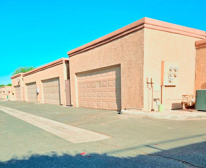 More Photos Of 42995 Park Pl, Palm Desert Apartments For Sale