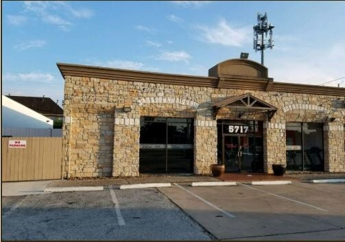Primary Photo Of 5717 Richmond Ave, Houston Unknown For Lease