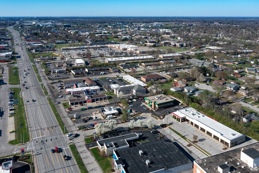 More Photos Of 151 W Zandale Dr, Lexington Storefront For Lease