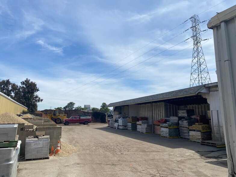 More Photos Of 2075 Norfolk St, San Mateo Freestanding For Sale