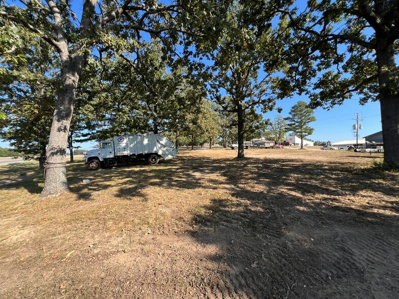 More Photos Of 6468 US Highway 63, West Plains Land For Sale