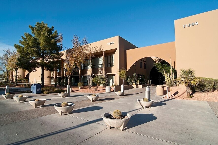 More Photos Of 11209 N Tatum Blvd, Phoenix Unknown For Lease