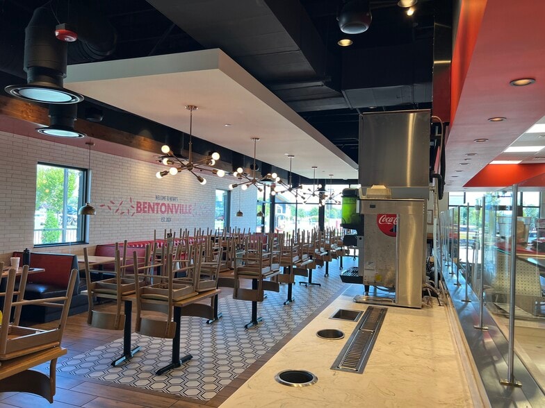 More Photos Of 1500 SE Eagle Way, Bentonville Restaurant For Lease
