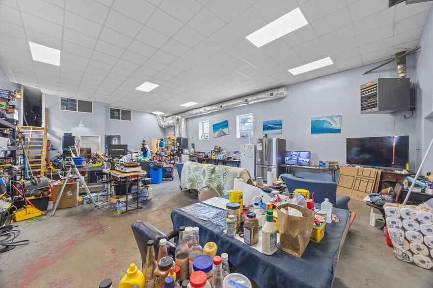 More Photos Of 1120 Dawson St, Wilmington Flex For Sale