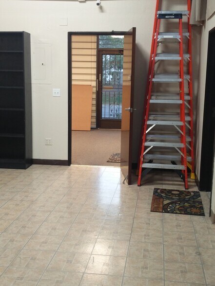 More Photos Of 46560 Fremont Blvd, Fremont Warehouse For Sale