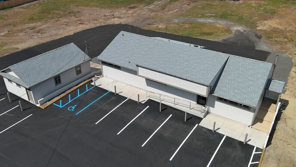 More Photos Of 357 S White Horse Pike, Hammonton Garden Center For Lease