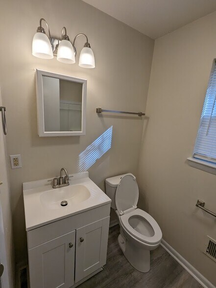 More Photos Of 1507 Tucker St, Greensboro Apartments For Sale