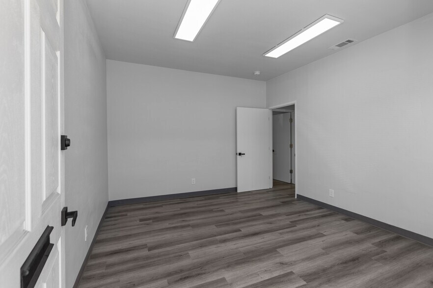More Photos Of , Escondido Office For Sale