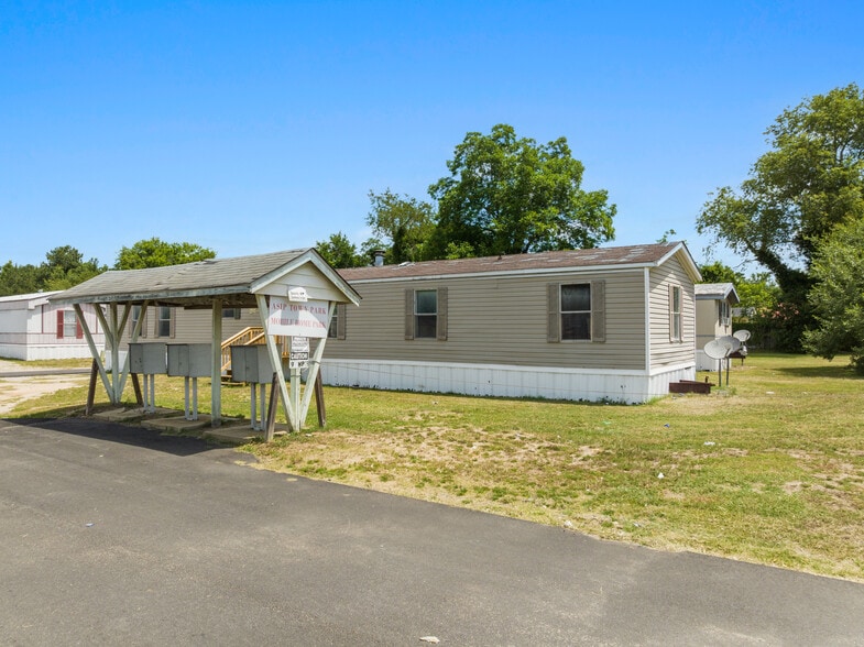 More Photos Of 326 Orange St, Darlington Manufactured Housing Mobile Home Park For Sale