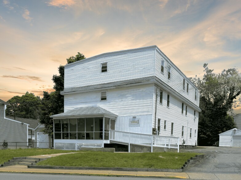 Primary Photo Of 148 Benham Rd, Groton Apartments For Sale