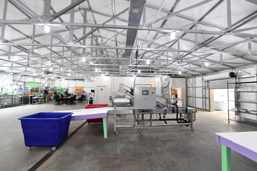 More Photos Of 1070 Wadesville Rd, Berryville Light Manufacturing For Sale