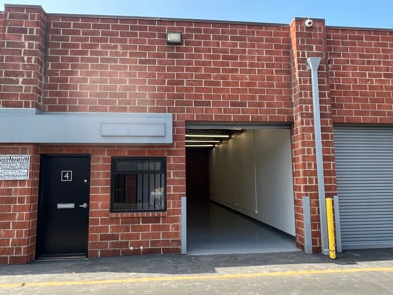 Primary Photo Of 7411 Laurel Canyon Blvd, North Hollywood Warehouse For Lease