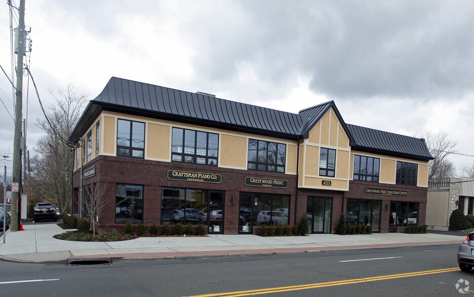 More Photos Of 453 White Plains Rd, Eastchester Storefront Retail Office For Lease