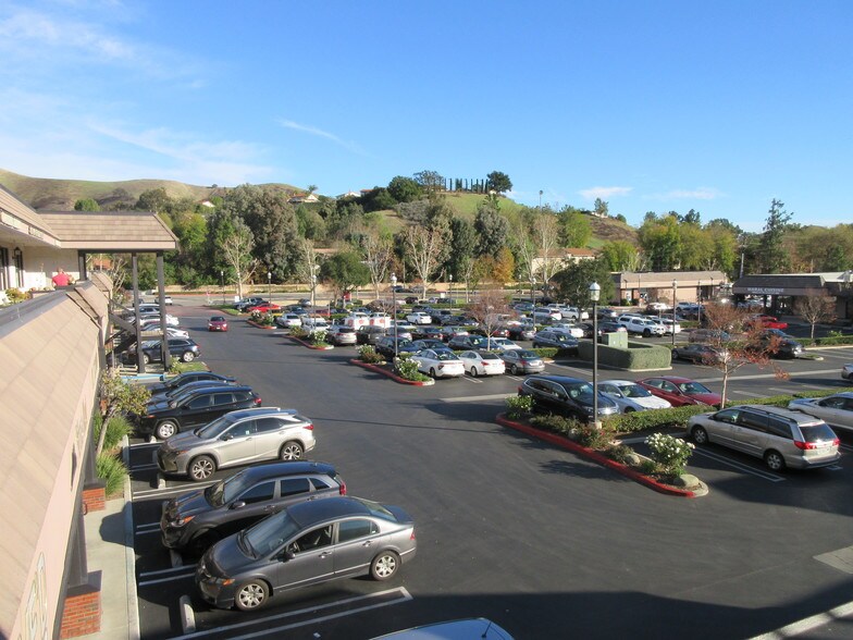 More Photos Of 5835-5915 Kanan Rd, Agoura Hills Unknown For Lease