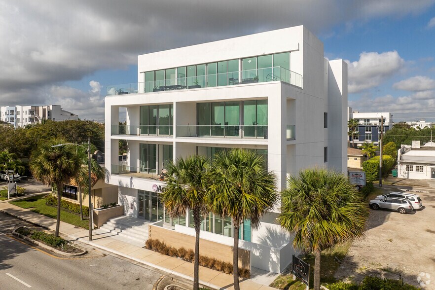 Primary Photo Of 246 NE 6th Ave, Delray Beach Apartments For Sale