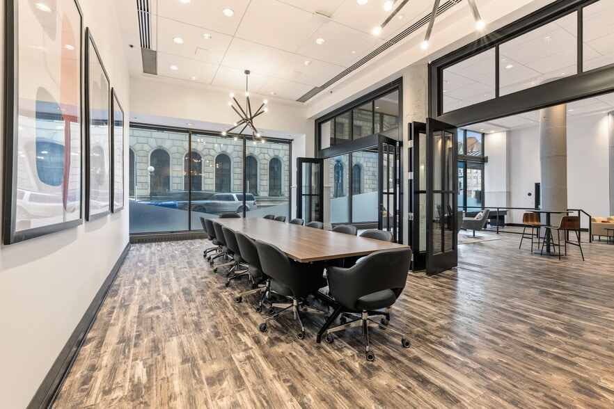 More Photos Of 360 Saint Peter St, Saint Paul Apartments For Lease