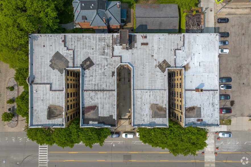 More Photos Of 4401-4417 2nd Ave, Detroit Apartments For Lease