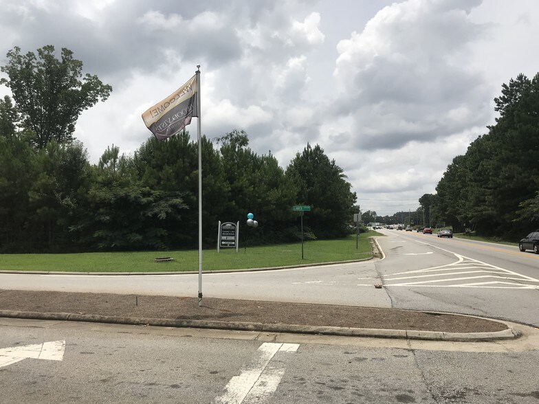 More Photos Of 138 E Highway At Lanier Xing, Stockbridge Land For Sale