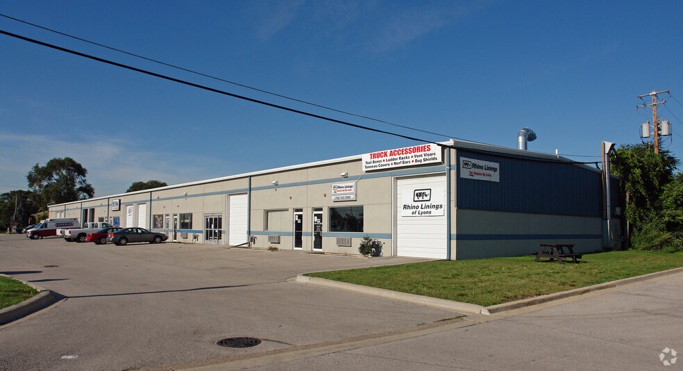 More Photos Of 4320 1st Ave, Lyons Light Distribution For Lease