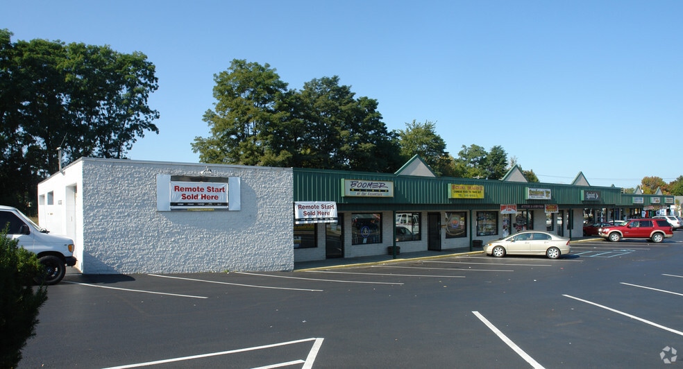 More Photos Of 1702 Chrisler Ave, Schenectady Freestanding For Lease