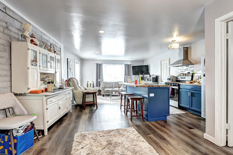 More Photos Of 280 S Main St, Brighton Storefront Retail Residential For Sale