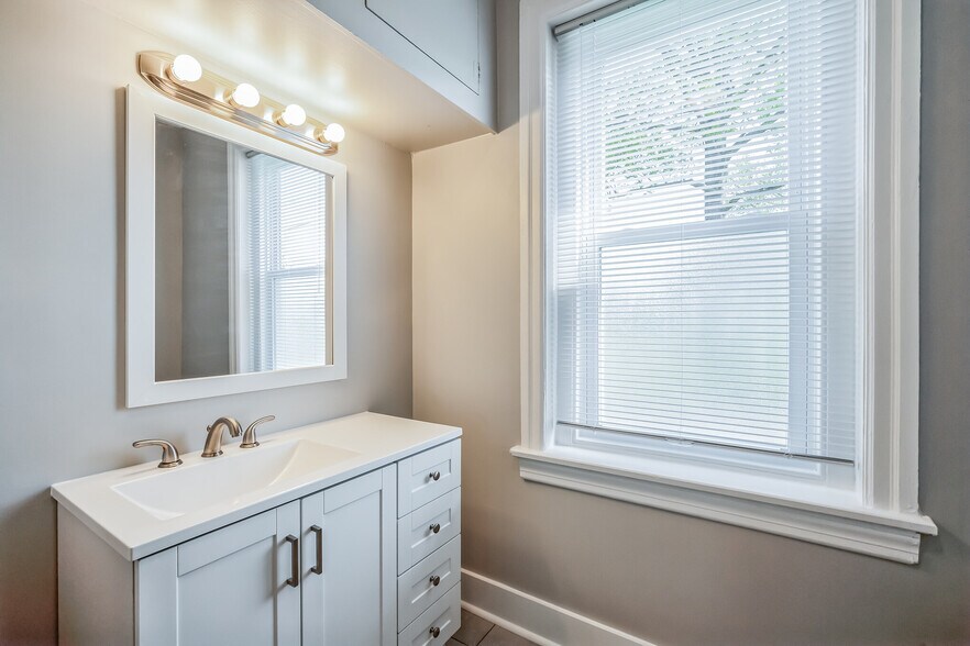 More Photos Of 2952-2954 Dekalb Pike, East Norriton Township Apartments For Sale