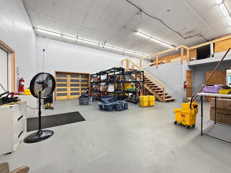 More Photos Of 614 Railroad St SE, Bemidji Office For Sale