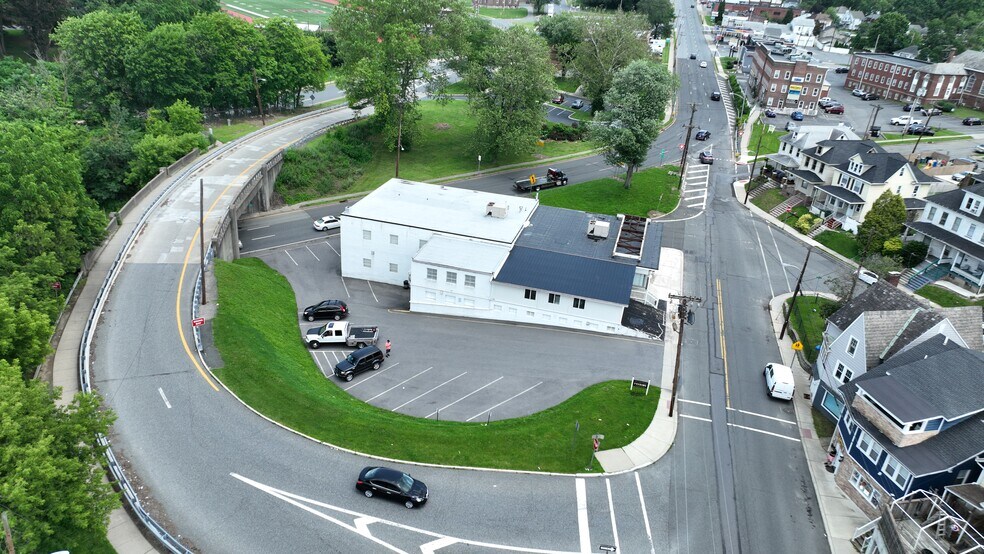 More Photos Of 333 Morris St, Phillipsburg Storefront For Sale