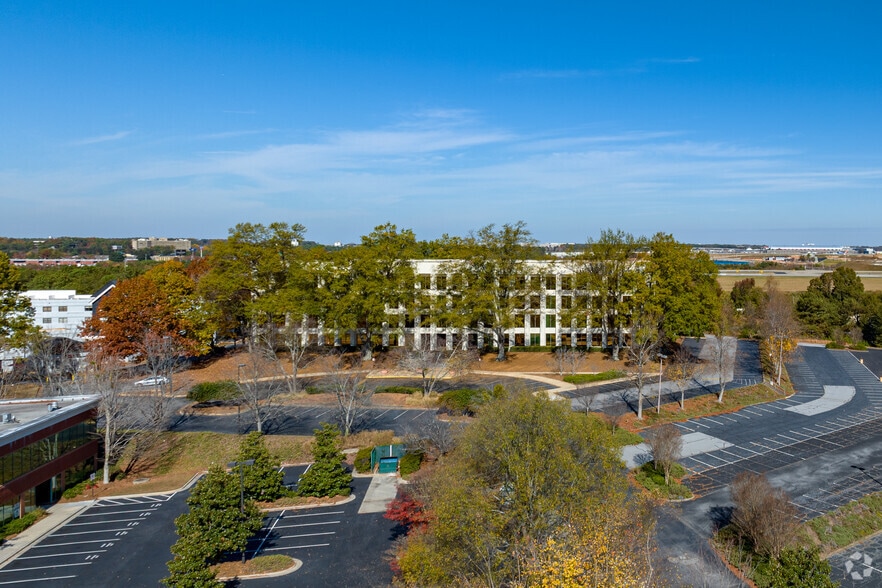 More Photos Of 1895 Phoenix Blvd, Atlanta Office For Lease