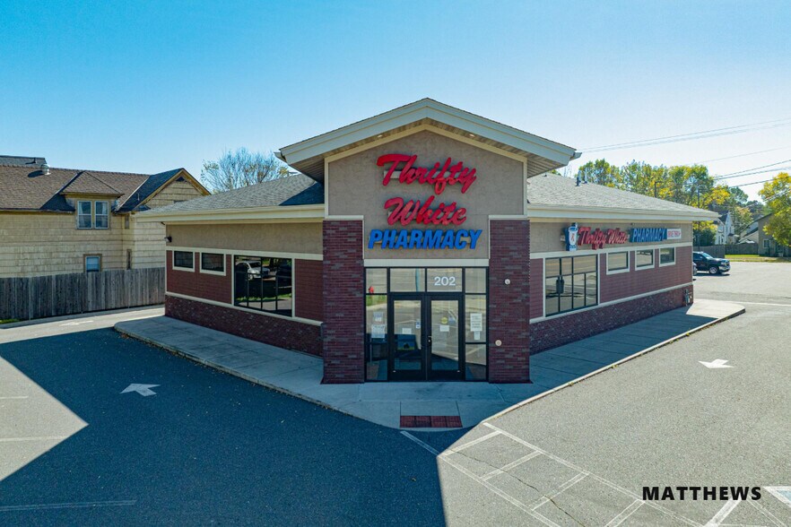 Primary Photo Of 202 S 2nd Ave, Virginia Office For Sale