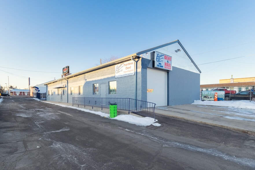 More Photos Of 7007 W Colfax Ave, Denver Freestanding For Sale