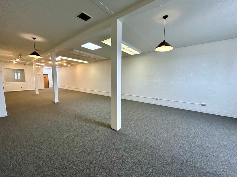 More Photos Of 462 San Mateo Ave, San Bruno Storefront Retail Office For Sale