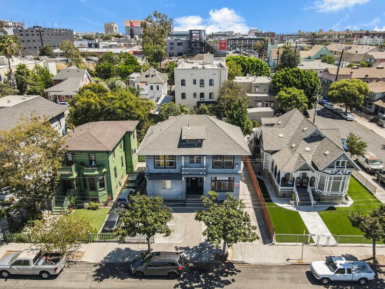 More Photos Of 1978 Bonsallo Ave, Los Angeles Apartments For Sale