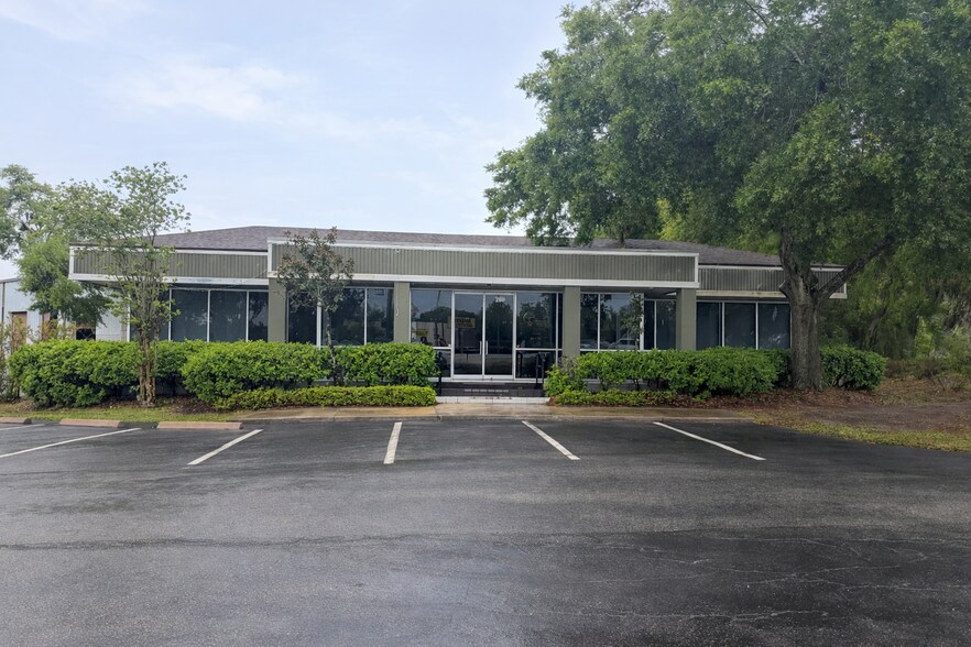 More Photos Of 100 SW 52nd Ave, Ocala Office For Lease