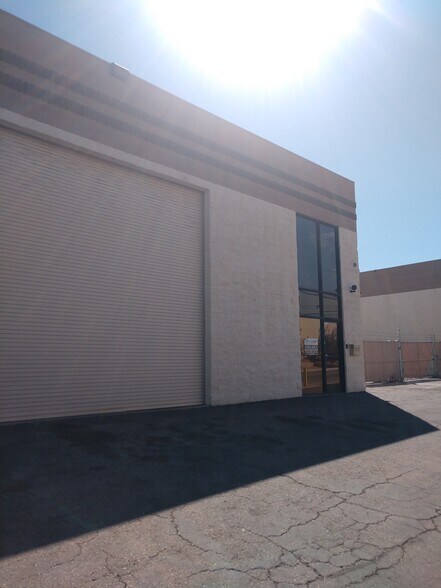 More Photos Of 5820 Wynn Rd, Las Vegas Warehouse For Lease