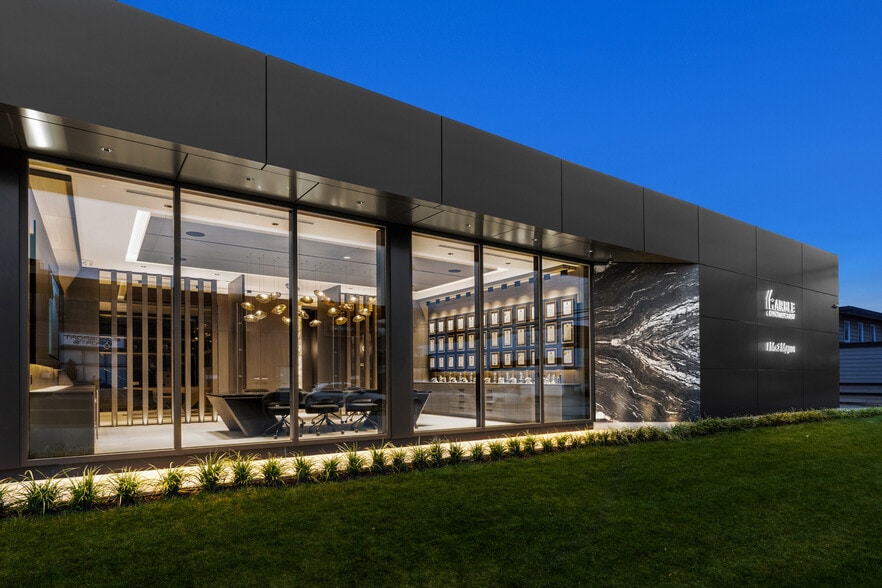 More Photos Of 1406 Pemberton Ave, North Vancouver Storefront For Sale