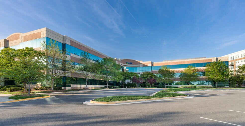 More Photos Of 13665 Dulles Technology Dr, Herndon Office For Lease