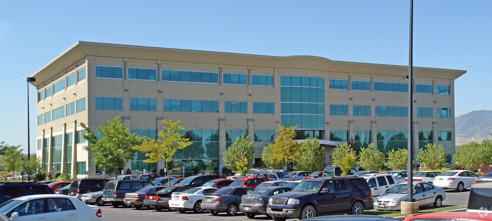 More Photos Of 4255 W Lake Park Blvd, West Valley City Office For Lease