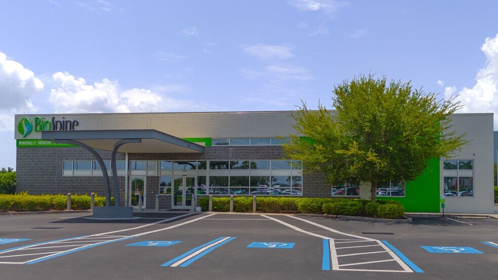 Primary Photo Of 5301 Avion Park Dr, Tampa Medical For Sale