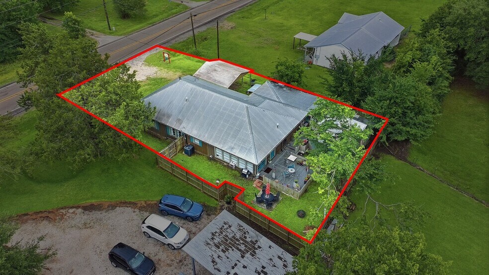 More Photos Of 9282 State Highway 75 S, New Waverly Freestanding For Sale
