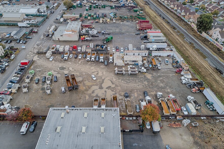 More Photos Of 29265 Pacific St, Hayward Land For Lease