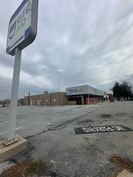 More Photos Of 2901 Springfield Rd, Broomall Drugstore For Lease