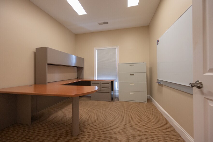 More Photos Of 7775 Cooper Rd, Montgomery Office For Lease