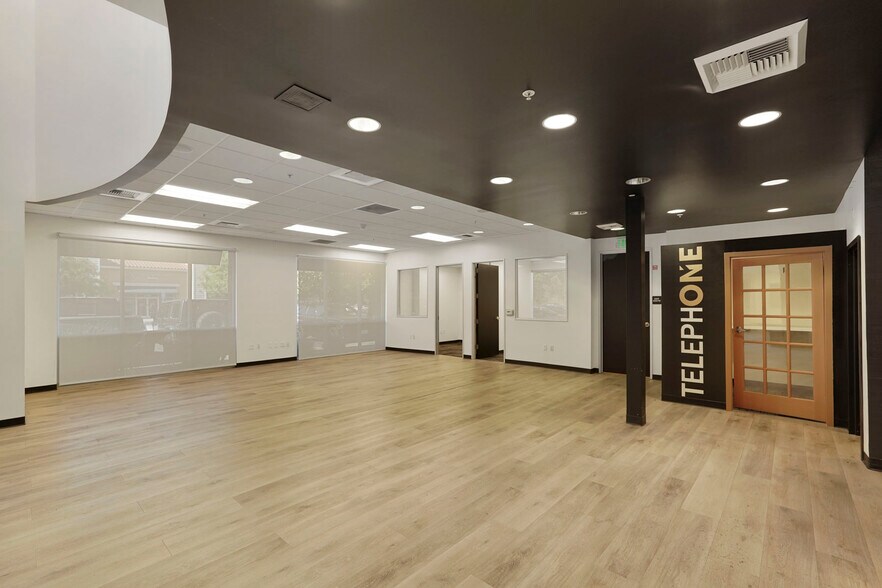 More Photos Of 2140 W Grant Line Rd, Tracy Office For Sale