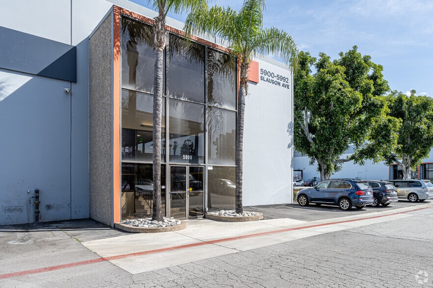 More Photos Of 6200-6280 Peachtree St, Commerce Unknown For Lease