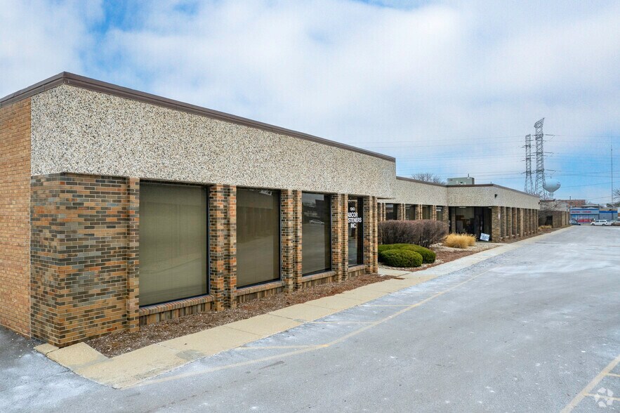 More Photos Of 1221-1243 Rand Rd, Des Plaines Unknown For Lease